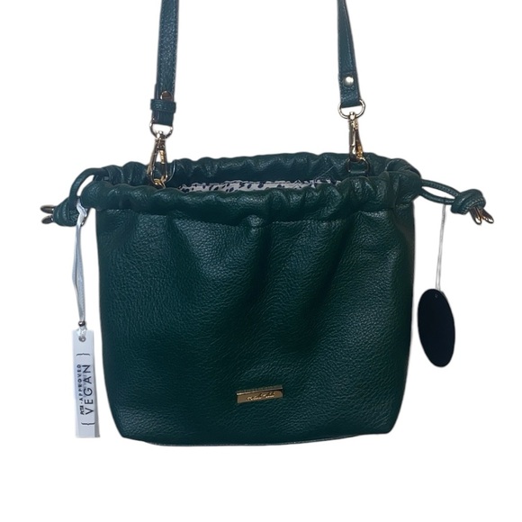 NWT Mali & Lili Green Vegan Crossbody Bag with Pouch - Picture 3 of 17